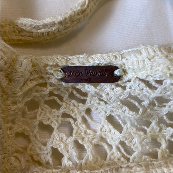 Free People Flowy Crop - Picture 2 of 2